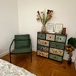 Appartement 5 personnes Léon Frot PARIS