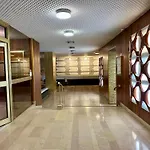 Appartement 5 personnes Léon Frot PARIS
